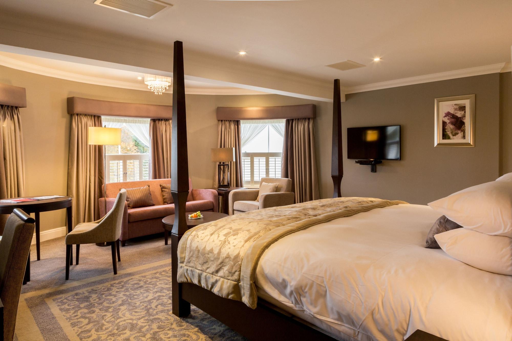 Oakley Hall Hotel 베이싱스토크 외부 사진